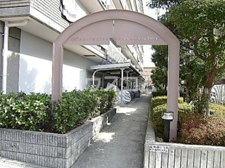 2/10 エントランス