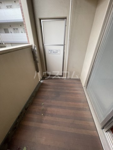 15/28 バルコニー