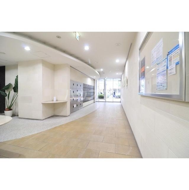 16/22 エントランス