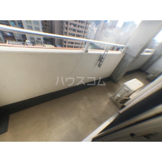 19/28 バルコニー