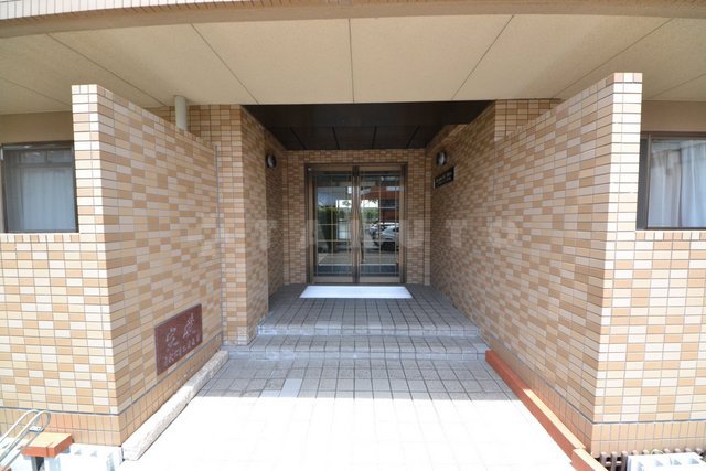 15/25 エントランス