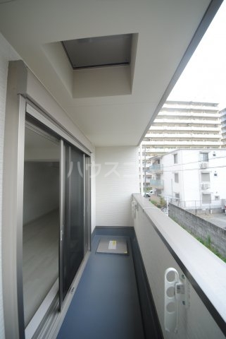 16/27 バルコニー