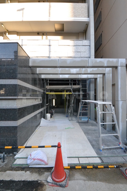 20/30 エントランス