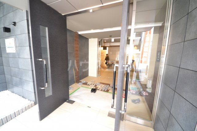 17/24 エントランス