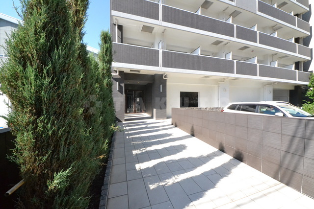 15/25 エントランス