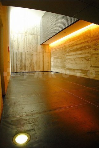 14/24 エントランス