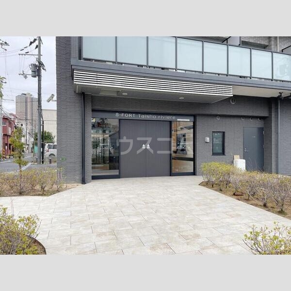 20/22 エントランス