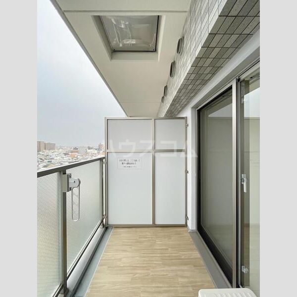 13/22 バルコニー