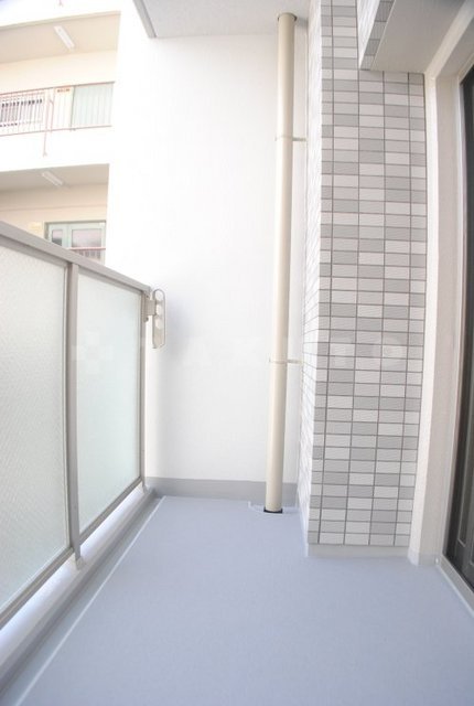 14/27 バルコニー