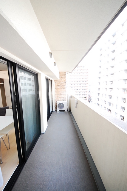 19/30 バルコニー