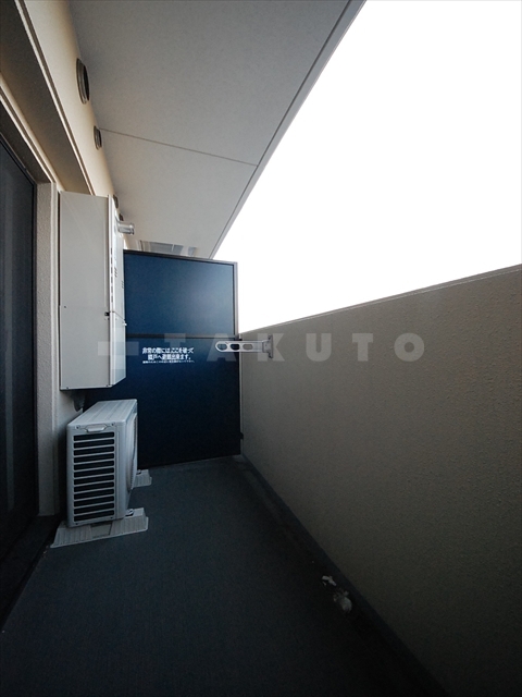 20/30 バルコニー