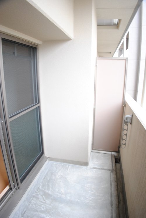 16/28 バルコニー