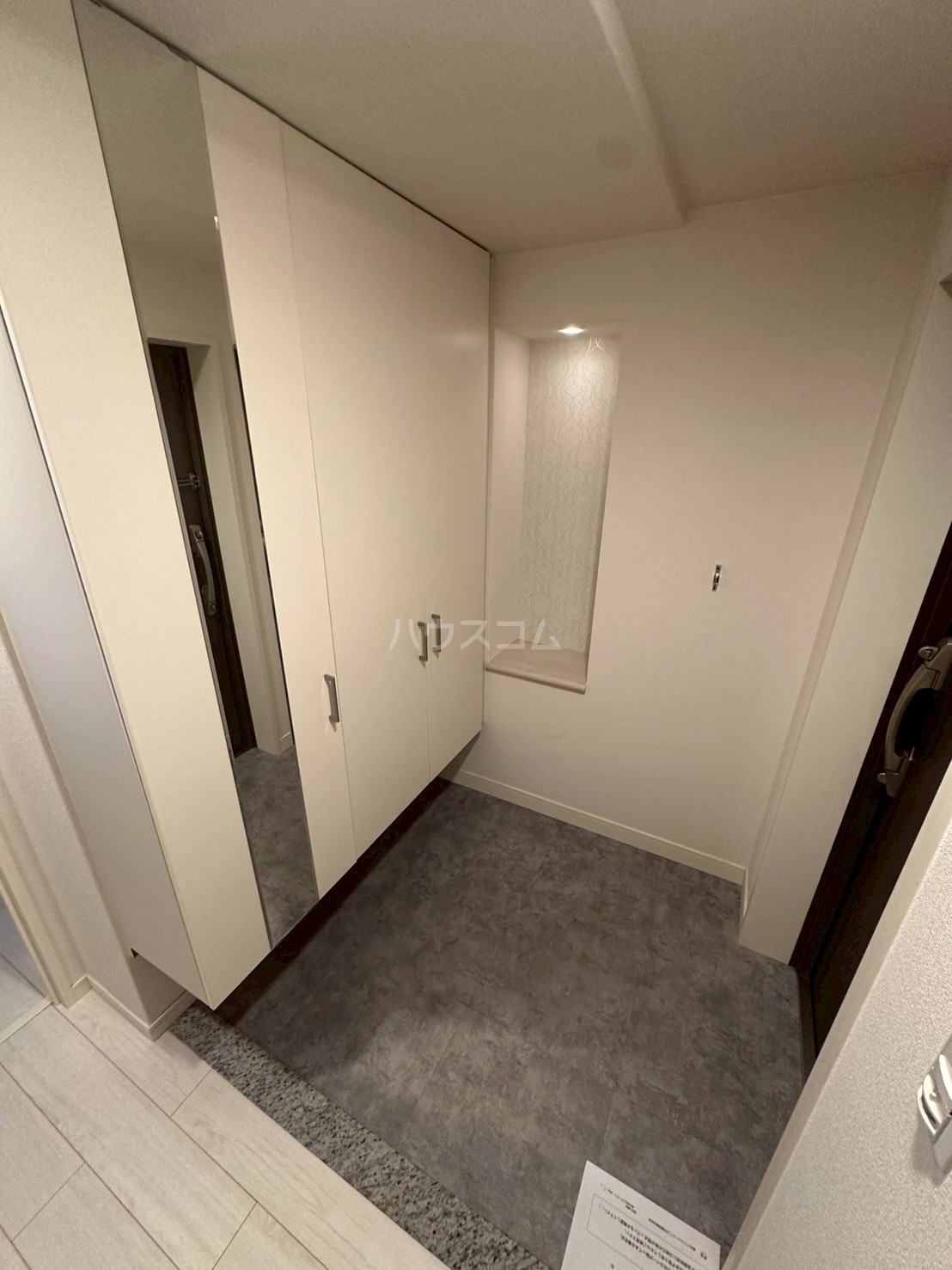 8/23 玄関