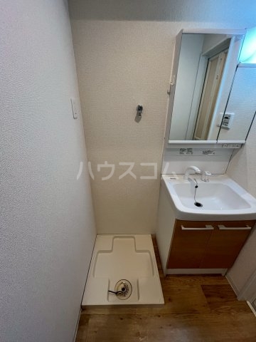 13/30 洗面