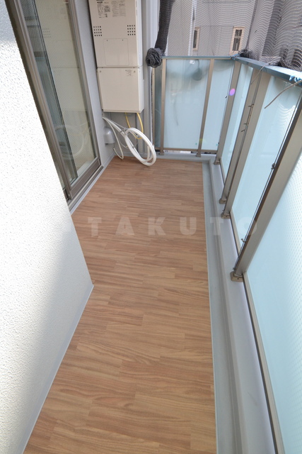 14/27 バルコニー