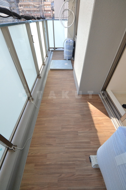 14/27 バルコニー