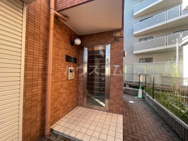 29/30 エントランス