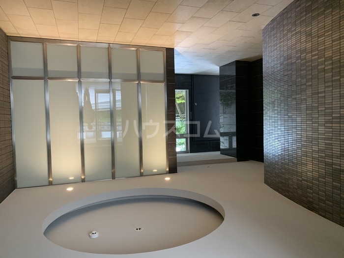 16/24 エントランス