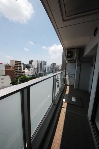 20/30 バルコニー