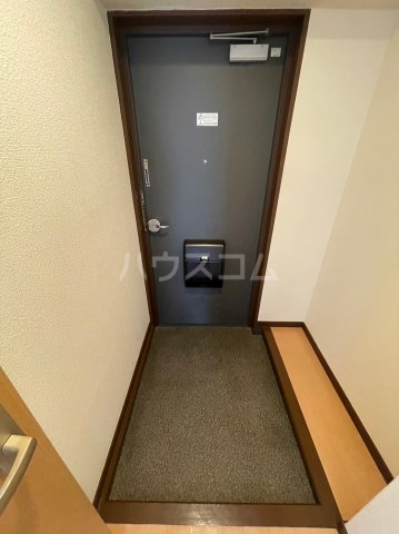 13/30 玄関