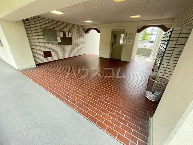 29/30 エントランス