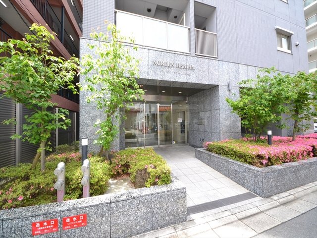 29/30 エントランス