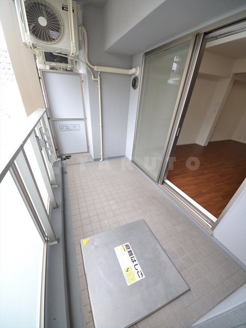 25/30 バルコニー