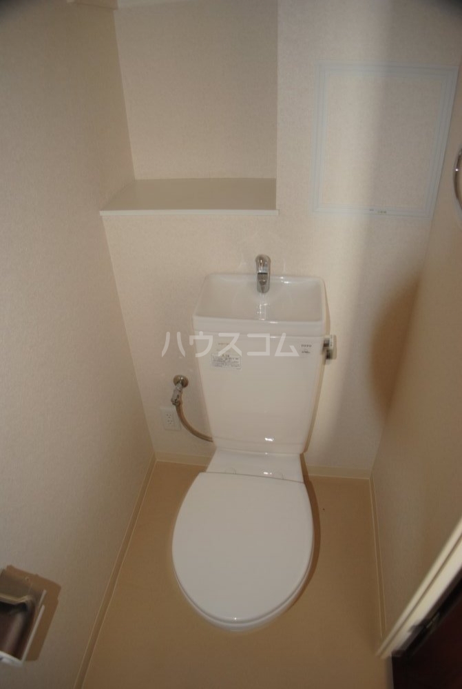 13/30 トイレ
