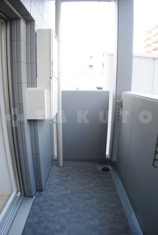 23/30 バルコニー