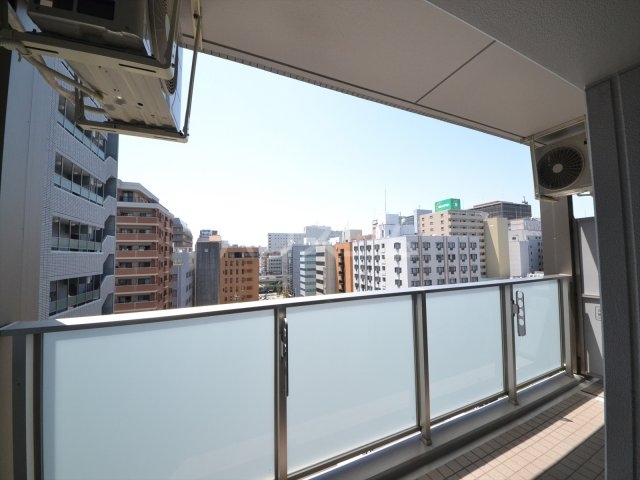 19/30 バルコニー