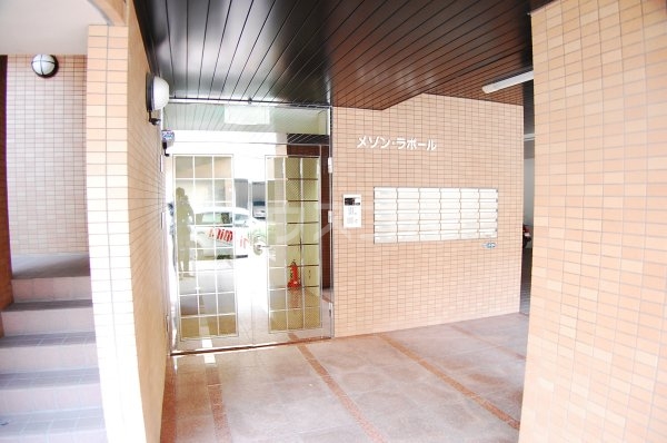 2/10 エントランス