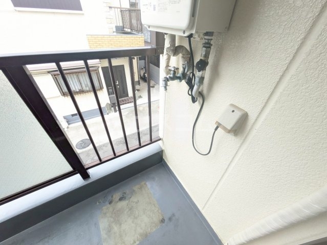 23/30 バルコニー