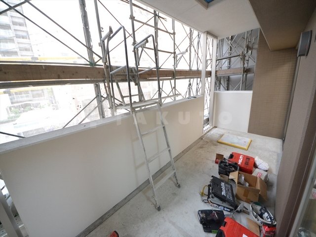 23/30 バルコニー