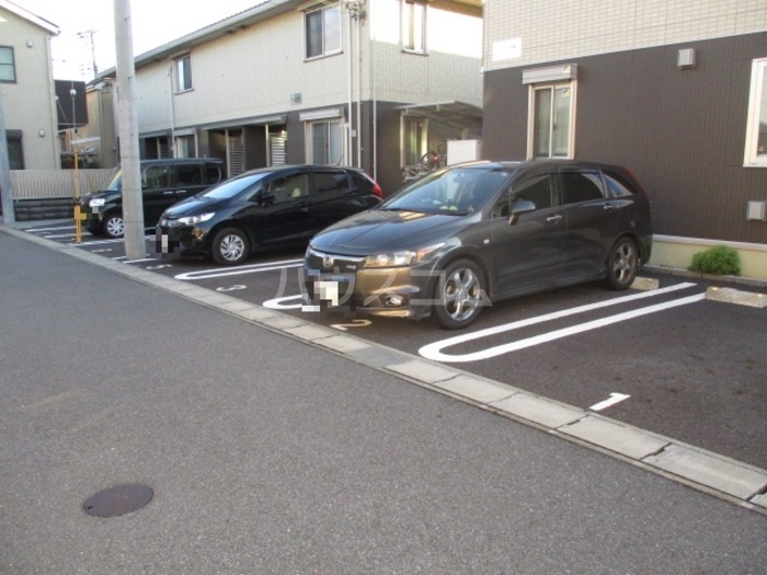 19/27 駐車場