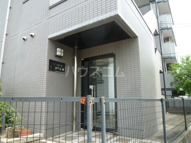 21/23 エントランス