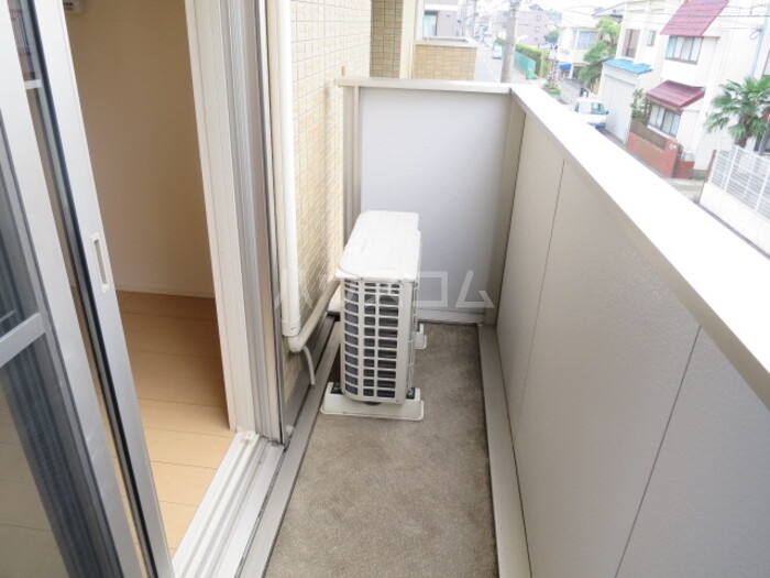 13/18 バルコニー