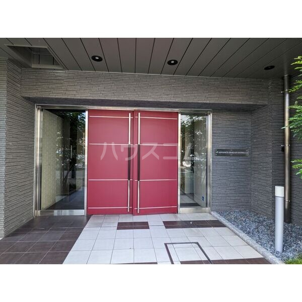 21/30 エントランス