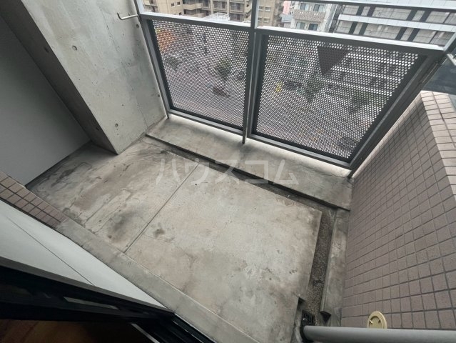 17/30 バルコニー