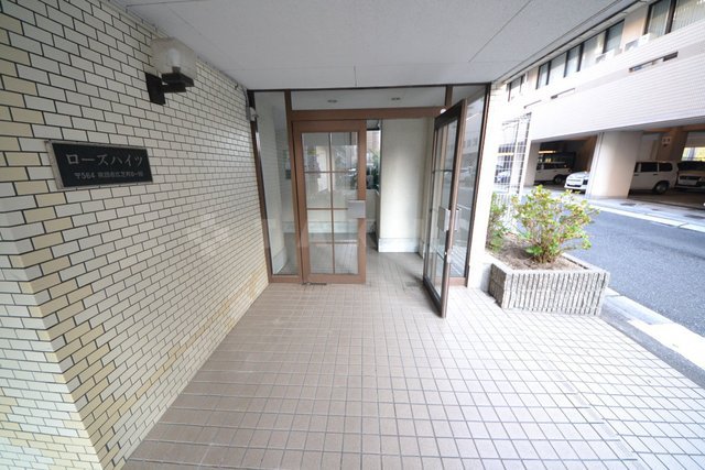 19/28 エントランス