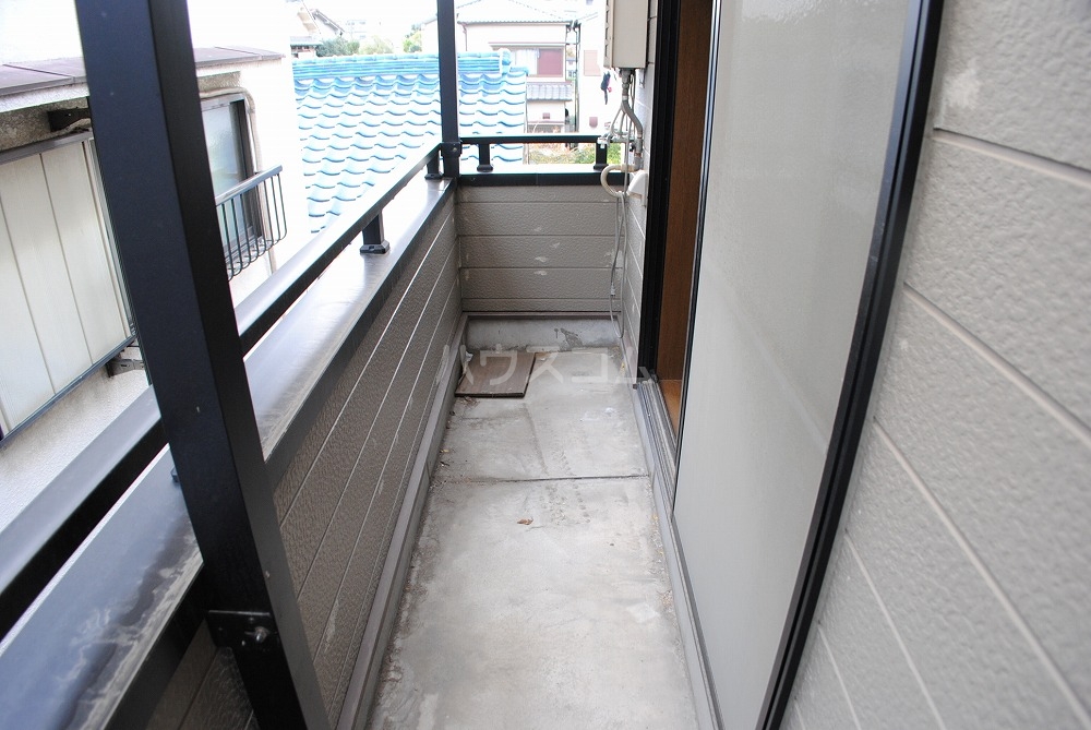 13/23 バルコニー