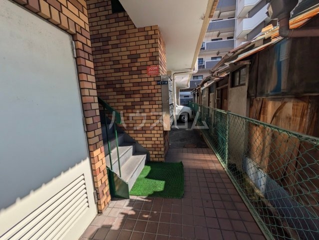 2/8 エントランス