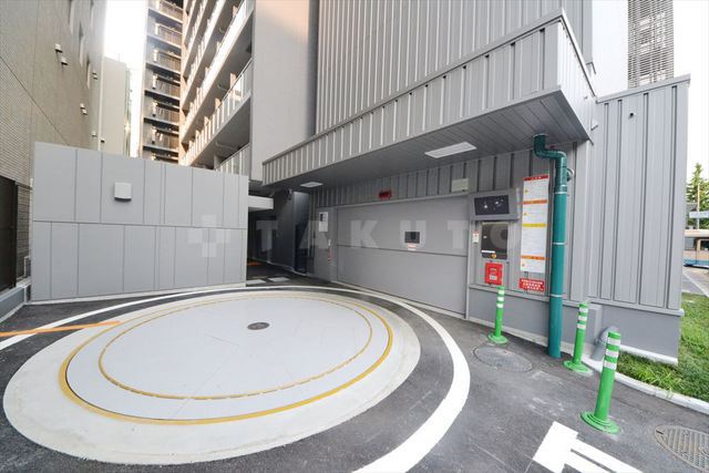 26/30 駐車場