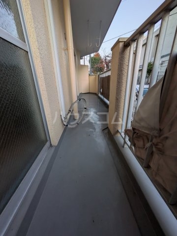 21/30 バルコニー