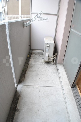 18/27 バルコニー