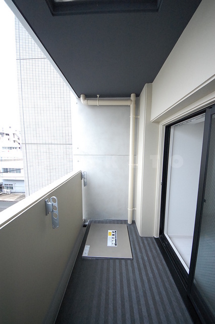 14/27 バルコニー