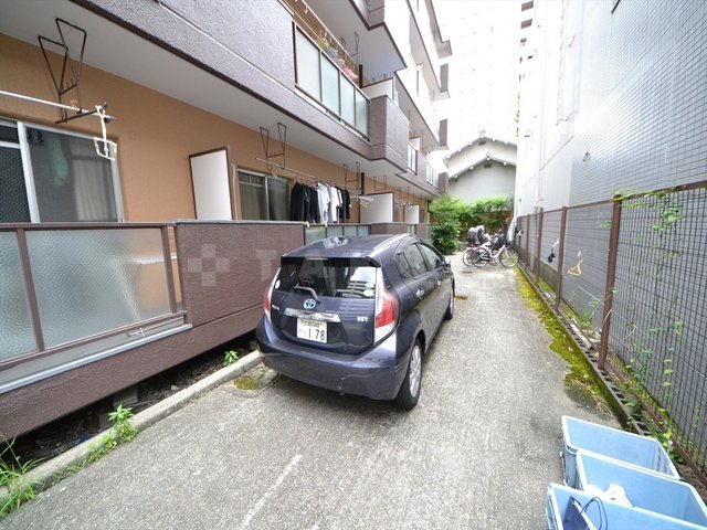 29/30 駐車場