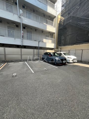 29/30 駐車場