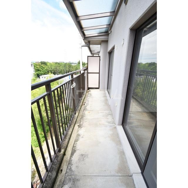 15/27 バルコニー