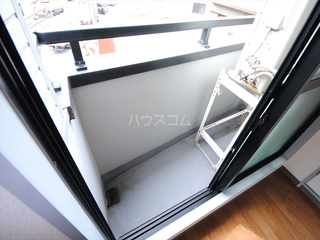 19/30 バルコニー