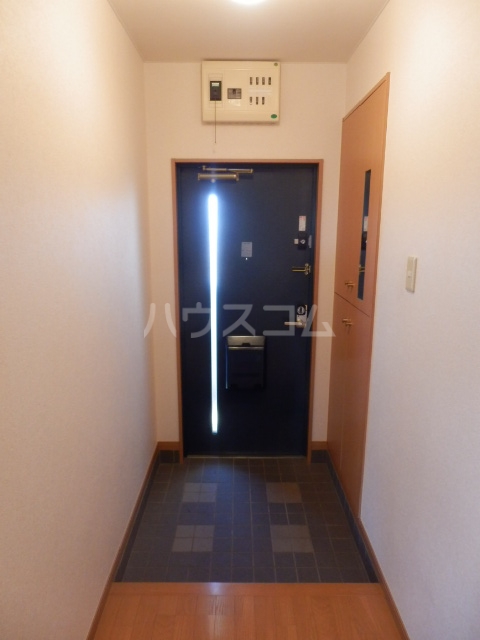 14/30 玄関